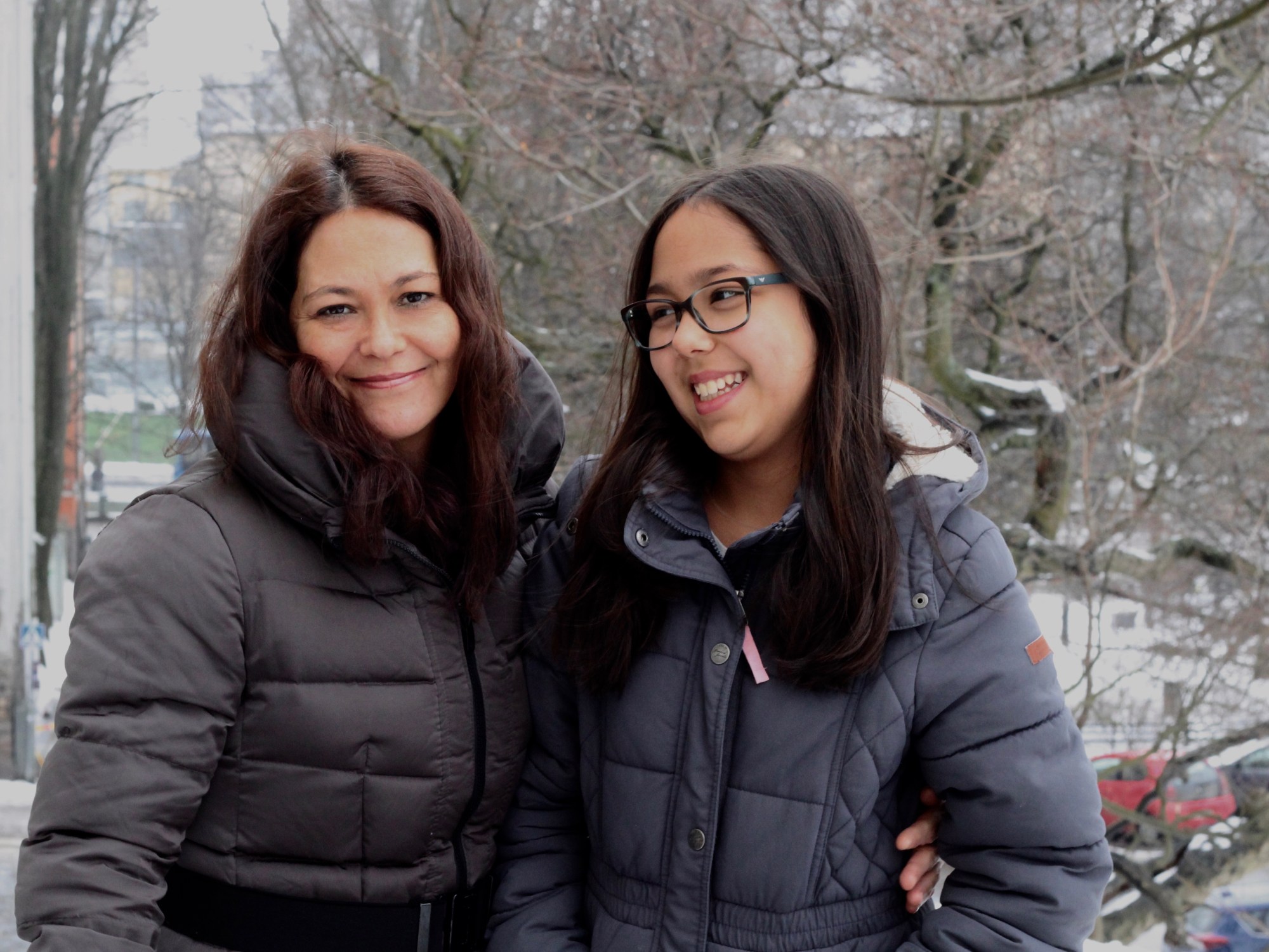 Marta Reprezas and daughter in Helsinki